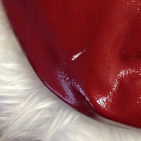 Coach red patent leather shoulder Satchel - Picture 5 of 8